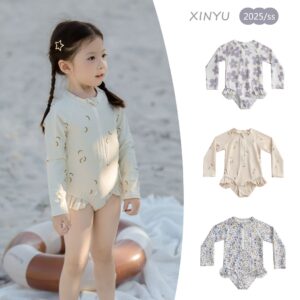 女寶滿版印花長袖包屁泳裝+泳帽